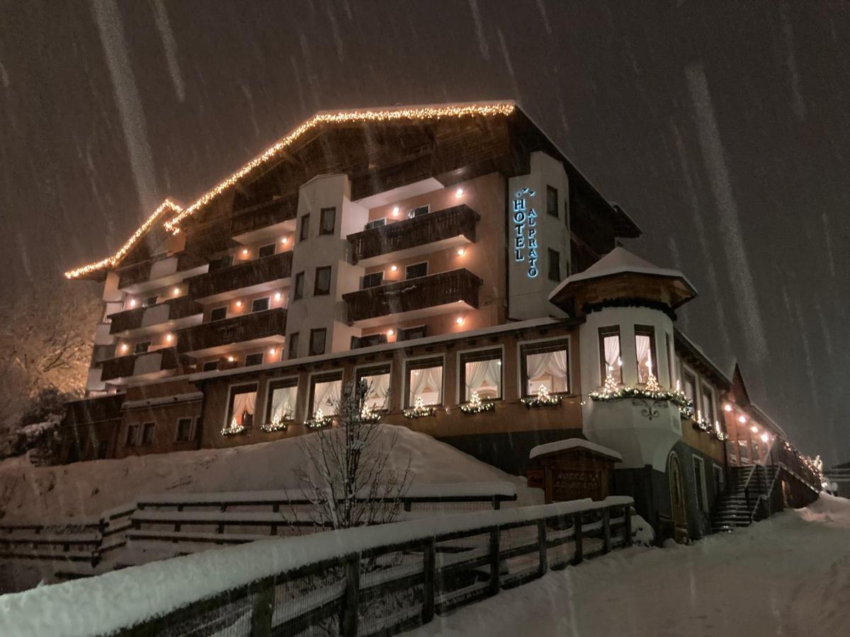 Hotel Al Prato Fiera Di Primiero Exterior photo